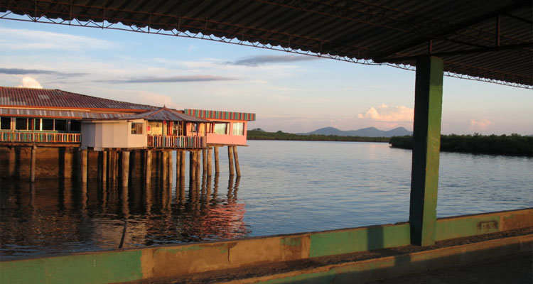 Remodeling of the Historical Wharf Plaza of San Lorenzo in Honduras