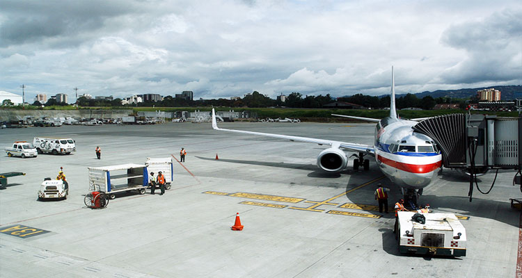 Repair of Active Landing Track of La Aurora International Airport in Guatemala
